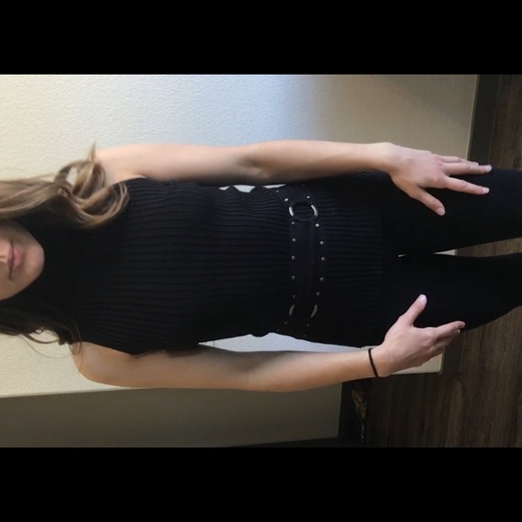 SLEEVELESS TURTLENECK SWEATER SHIRT - Picture 2 of 3